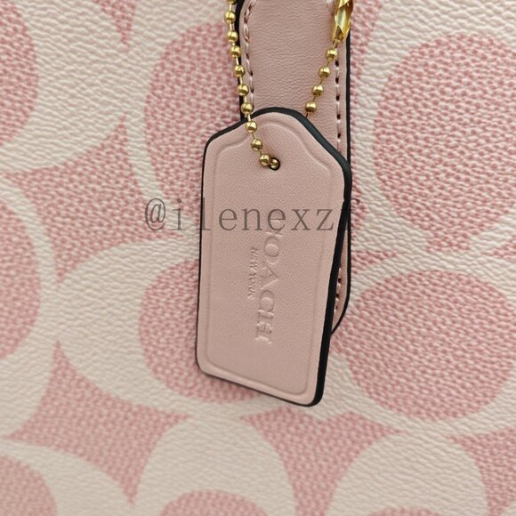 Coach City Tote Bag In Signature Canvas in powder pink color - Picture 3 of 9
